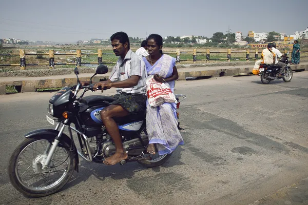 Trafik sokakta, Hindistan — Stok fotoğraf