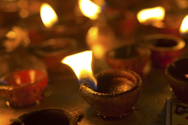 寺中的蜡烛 — 图库照片