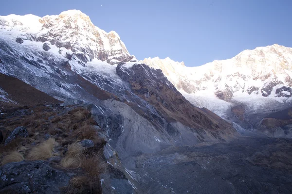 Annapurna obszar w Himalajach — Zdjęcie stockowe