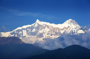 güzel manzara içinde Himalayalar