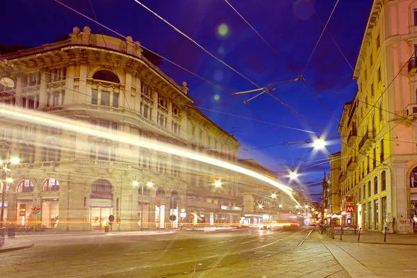 Auto in rapido movimento di notte — Foto Stock