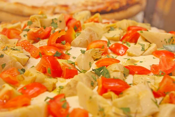 Świeży smaczne włoska pizza — Zdjęcie stockowe