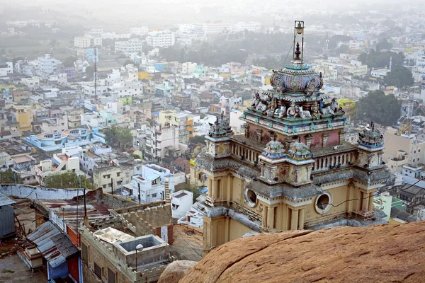 ünlü rockfort ucchi pillayar tiruchirappalli (olarak da bilinen trichy), tamil nadu, Güney Hindistan tapınakta