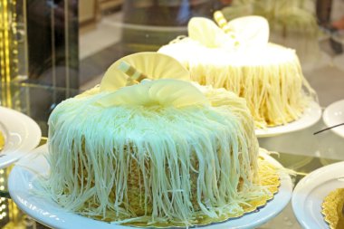 kremalı kek meyve ve çikolata Icing