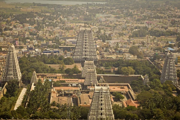 Utsikt över staden för staden och stora tempel i tiruvanumalai, tamilnadu, Indien — Stockfoto