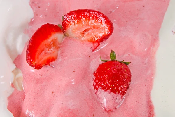 Strawberry icecream background — Stock Photo, Image