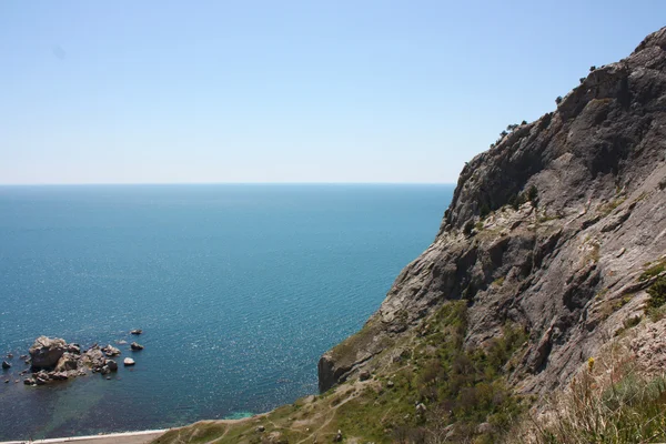 Increíble paisaje del Mar Negro y la montaña Karadag en Crimea, Ucrania —  Fotos de Stock