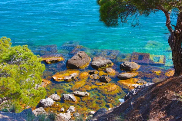 Amazing landscape of the Black Sea and the Karadag mountain in Crimea, Ukraine — Stock Photo, Image