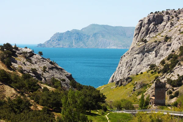 Increíble paisaje del Mar Negro y la montaña Karadag en Crimea, Ucrania —  Fotos de Stock