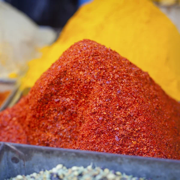 Marché des épices traditionnelles en Inde . — Photo