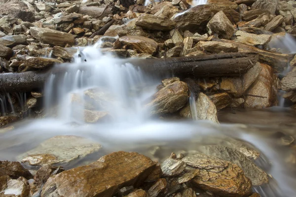 Small waterfalls in the himalayan valley - Nepal, Himalayas — Stock Photo, Image