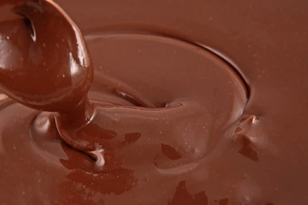 Yukarıdan düşen çikolata — Stok fotoğraf
