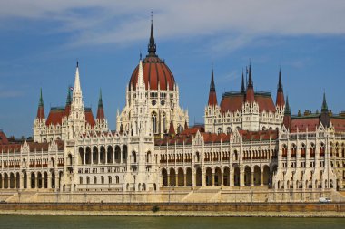 Budapeşte (Macaristan Parlamento Binası)