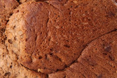 siyah tam buğday ekmeği