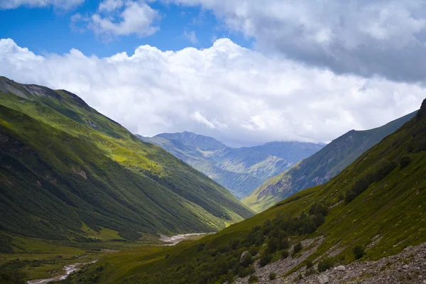 Landskap i swanetia regionen, Georgien — Stockfoto