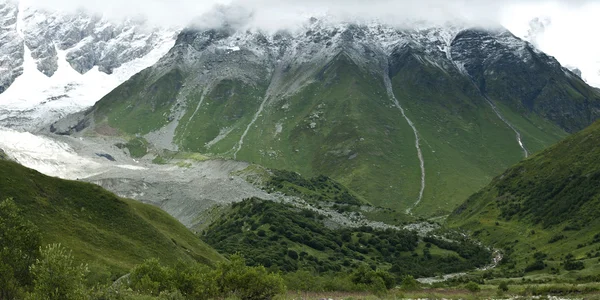 Landschaft in der Region Schwanetien, Georgien — Stockfoto