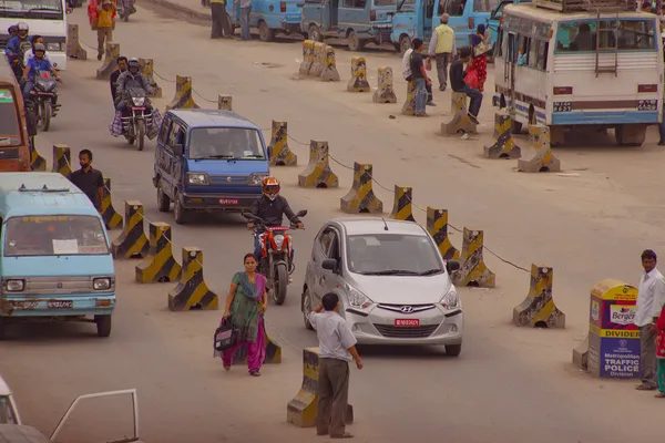 Traffic jam en luchtverontreiniging in centrale Kathmandu — Stockfoto