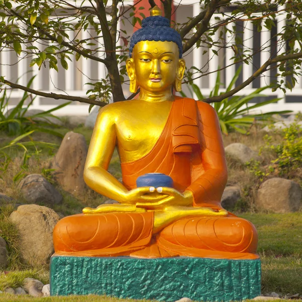 Buddha i lumbini — Stockfoto