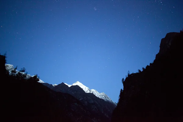 Montagne dell'Himalaya — Foto Stock