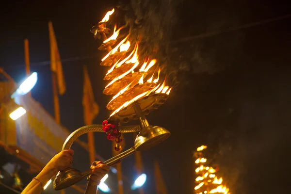 Ganga kisló rituális (tüzet puja) — Stock Fotó