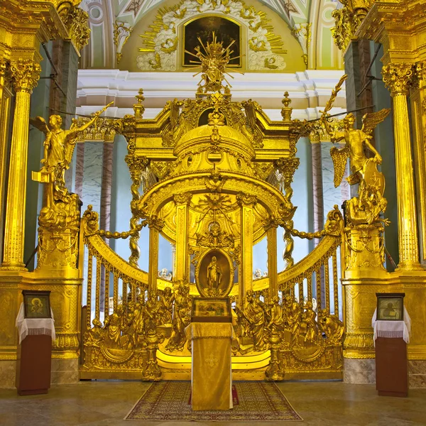 Interior da catedral de Pedro e Paulo — Fotografia de Stock