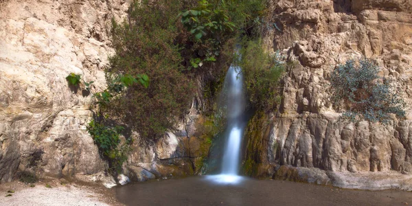 Cachoeiras Rochas Ein Gedi — Fotografia de Stock