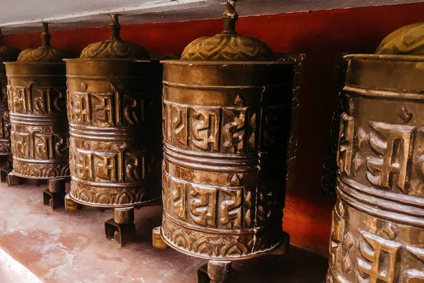 Ruota Preghiera Tradizionale Nel Tempio Kathmandu Nepal — Foto Stock