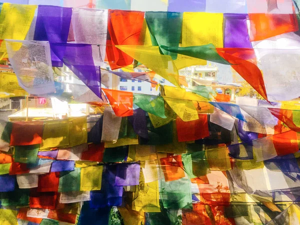 Bandeiras Oração Budistas Coloridas Kathmandu Nepal — Fotografia de Stock