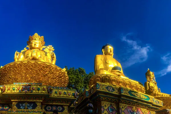 Kathmandu Nepal September 2018 Big Golden Statues Avalokiteshvara Buddha Shakyamuni — 图库照片