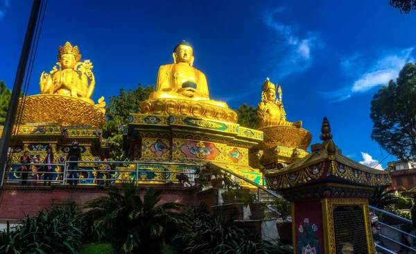 Kathmandu Nepal Septiembre 2018 Grandes Estatuas Doradas Avalokiteshvara Buddha Shakyamuni — Foto de Stock