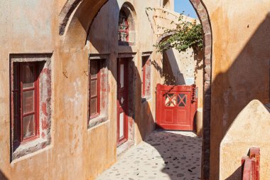 Yunanistan 'ın Santorini Adası' ndaki ünlü romantik beyaz kasabanın güzel manzarası