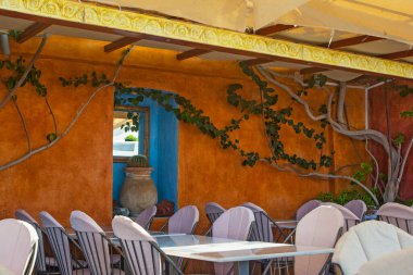 Yunanistan 'ın Santorini Adası' ndaki ünlü beyaz şehrin güzel caddeleri