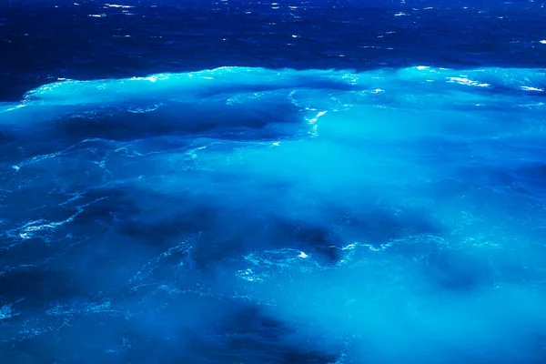 Increíbles Colores Agua Con Olas Del Mar Mediterráneo — Foto de Stock