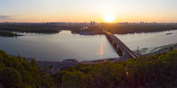 Kiev Città Vista Aerea Con Ponte Della Metropolitana Fiume Dnipro — Foto Stock