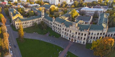 Ukrayna Ulusal Teknik Üniversitesi 'nin hava görüşü. Kyiv Politeknik Enstitüsü.