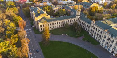 Ukrayna Ulusal Teknik Üniversitesi 'nin hava görüşü. Kyiv Politeknik Enstitüsü.