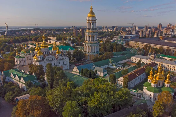 Kyivo Pecherska Lavra Und Der Dnipro Bei Sonnenaufgang Aufgenommen Mit — Stockfoto