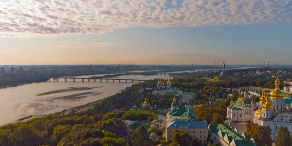 Kyivo Pecherska Lavra Rio Dnipro Nascer Sol Tomadas Com Drone — Fotografia de Stock