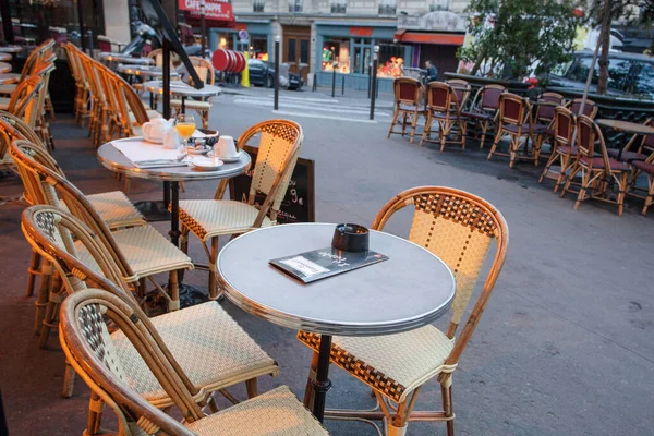 París Francia Octubre 2016 Menú Desayuno Servido Fuera Restaurante Francés — Foto de Stock