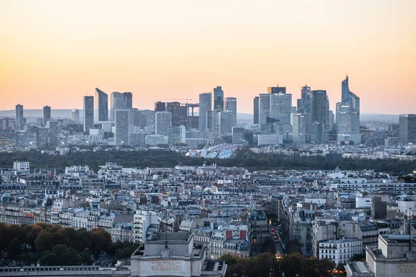 フランス 2016 フランス デファンス ビジネス地区の空撮 サンセットの時間に — ストック写真