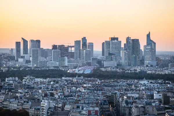 フランス 2016 フランス デファンス ビジネス地区の空撮 サンセットの時間に — ストック写真