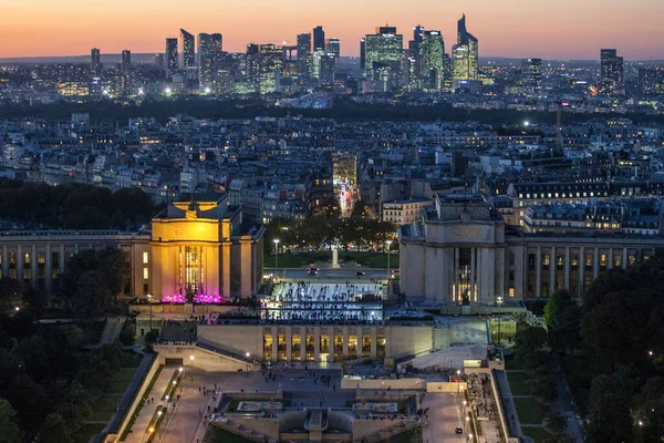 フランス 2016 フランス デファンス ビジネス地区の空撮 サンセットの時間に — ストック写真