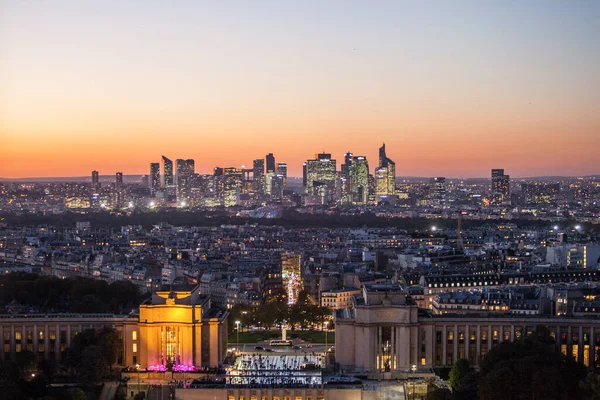 フランス 2016 フランス デファンス ビジネス地区の空撮 サンセットの時間に — ストック写真