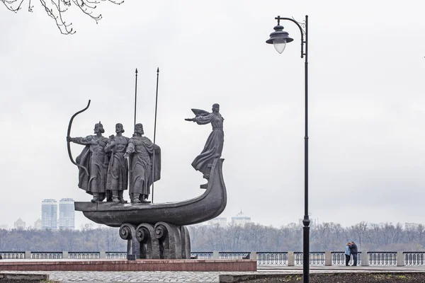 Monument Kyiv Founders Dnieper River Bank Ukraine — Stock Photo, Image