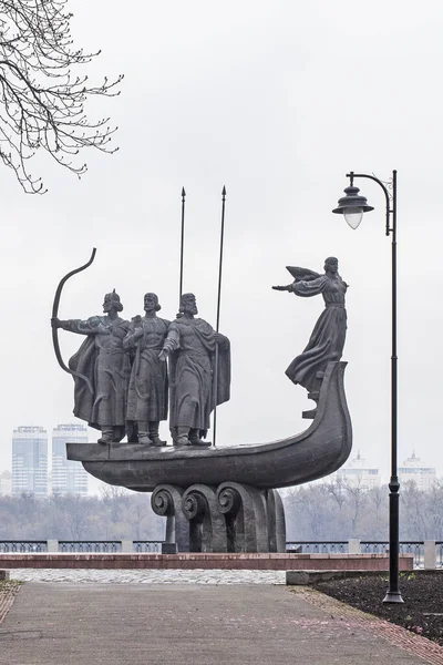 Monument Kyiv Founders Dnieper River Bank Ukraine — Stock Photo, Image