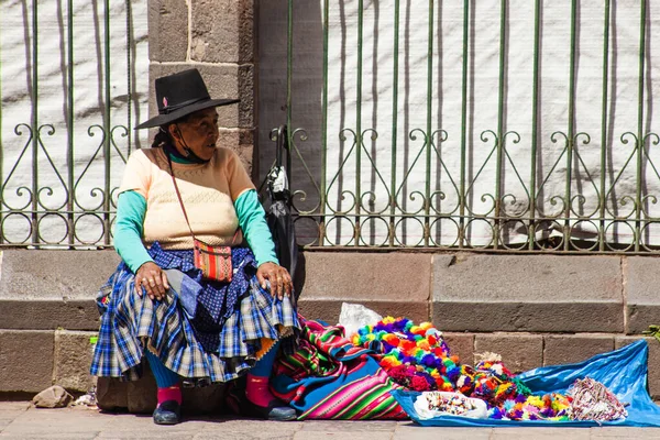 Peru Maj 2022 Peruanska Människor Traditionella Kläder Cuzco Kvinna Som — Stockfoto
