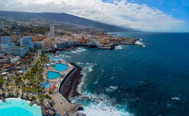 Puerto de la Crusz, Atlantik Okyanusu kıyısı, Tenerife, Kanarya Adası, İspanya