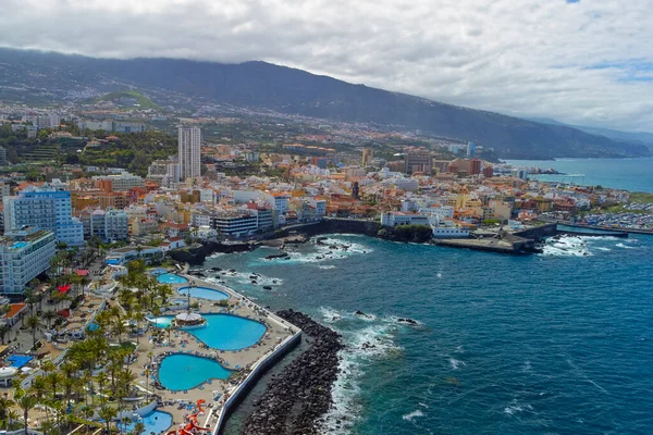 Puerto de la Crusz, Atlantik Okyanusu kıyısı, Tenerife, Kanarya Adası, İspanya