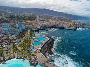Puerto de la Crusz, Atlantik Okyanusu kıyısı, Tenerife, Kanarya Adası, İspanya