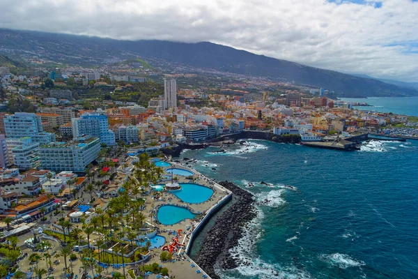 Puerto de la Crusz, Atlantik Okyanusu kıyısı, Tenerife, Kanarya Adası, İspanya